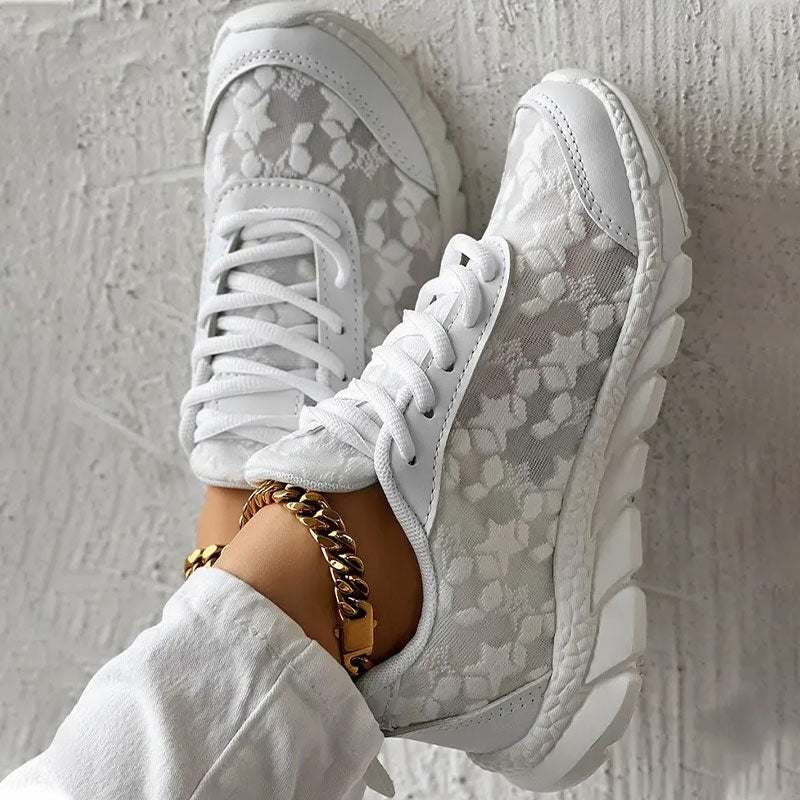 Avery | Effortless Star Detail Sneakers