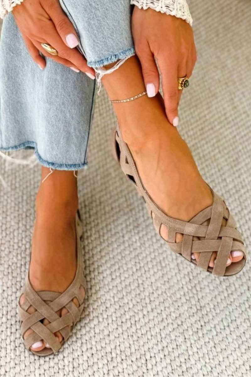 Isabella™ Lightweight Comfort Flats