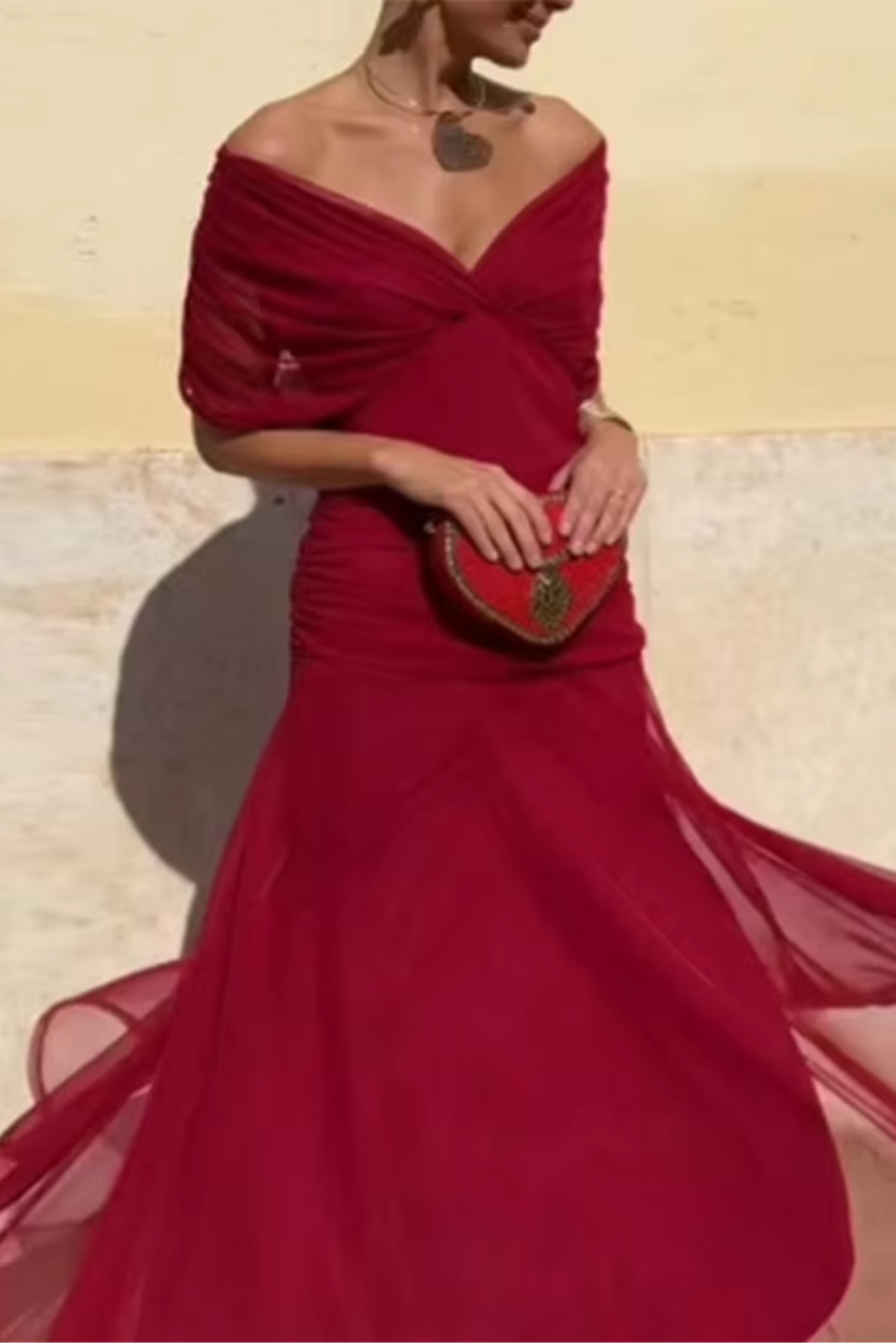 Elin - V-Neck Maxi Dress