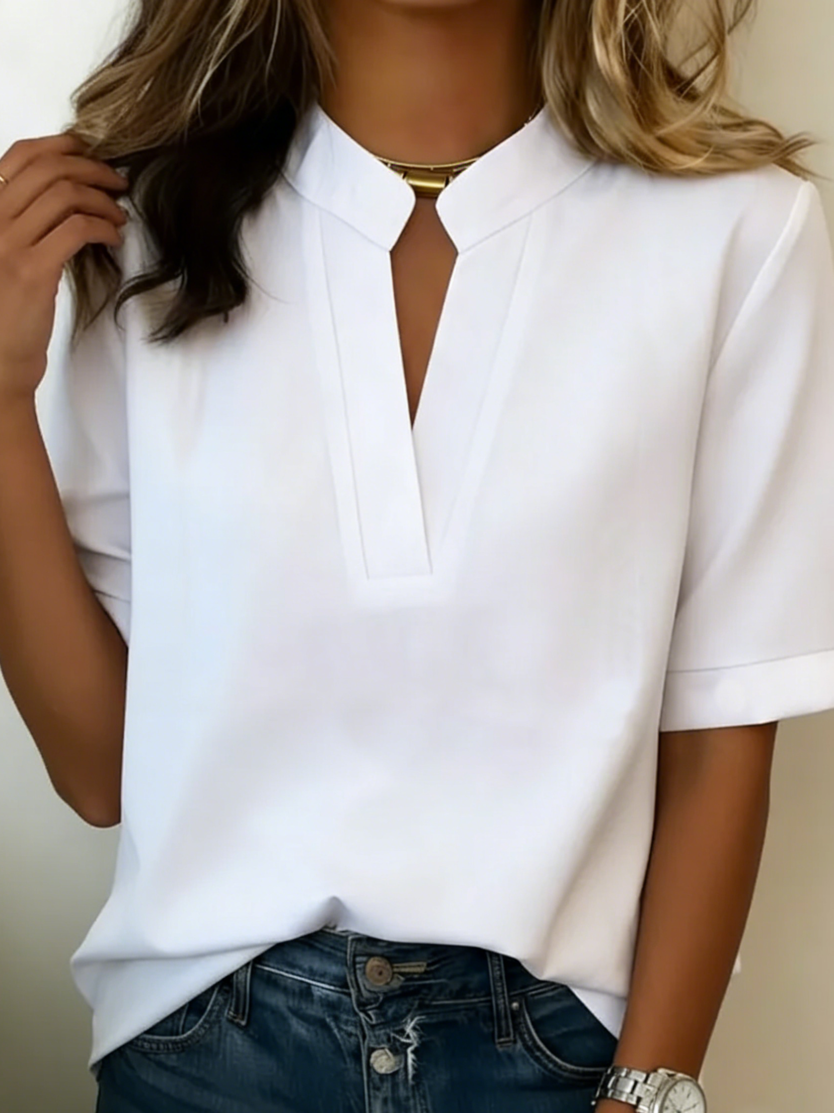 Elisa — Elegant Blouse with Refined Collar
