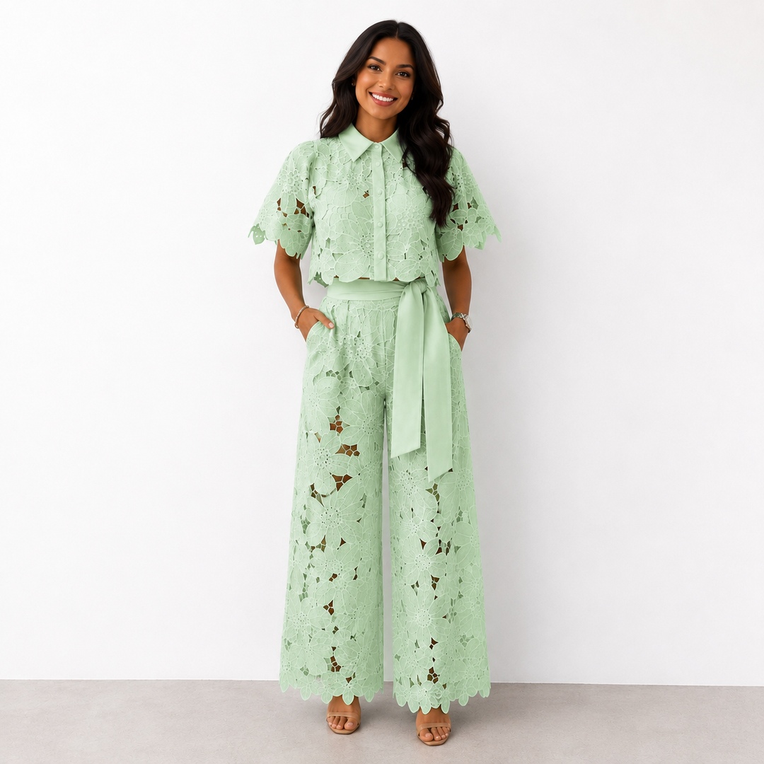 Lightweight Two-Piece Set
