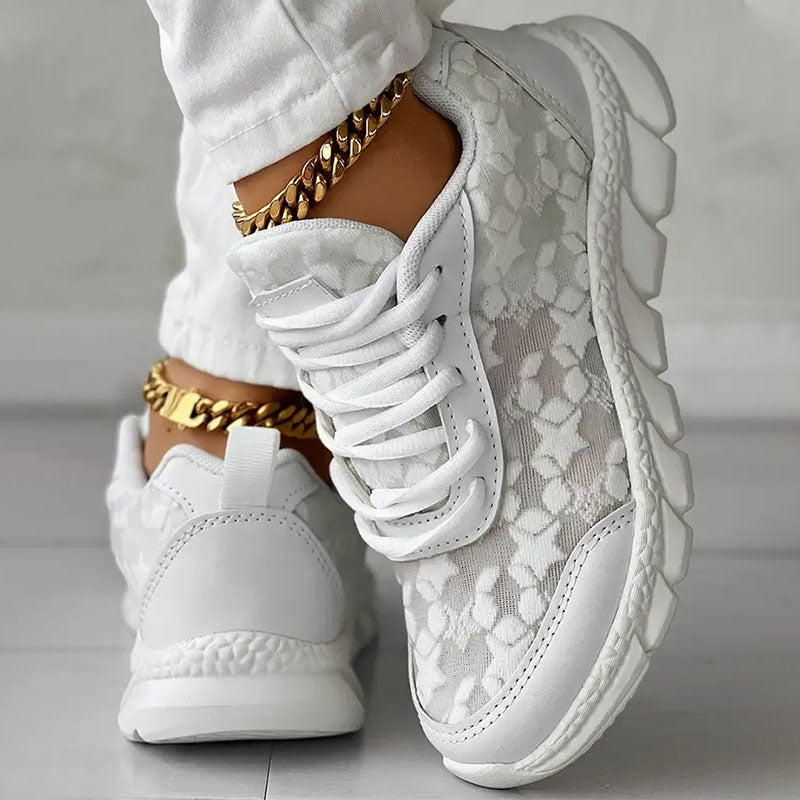 Avery | Effortless Star Detail Sneakers